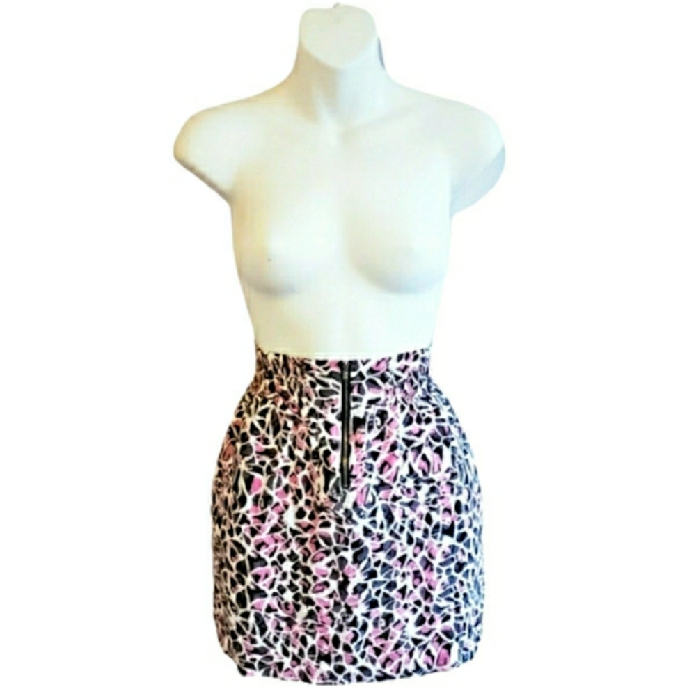 VTG Pink Black White Mini Skirt